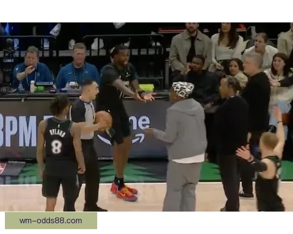 NBA官方重罚里德五万美元因质疑火箭比赛裁判判罚公正性引发争议